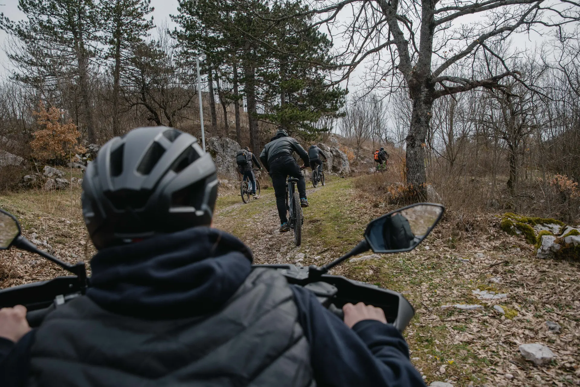 Pročitajte više o članku Team building ideje: 4 razloga za korporativna putovanja u Liku